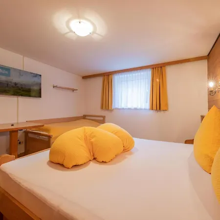 Flat With Sep Entrance Appartement Neustift im Stubaital